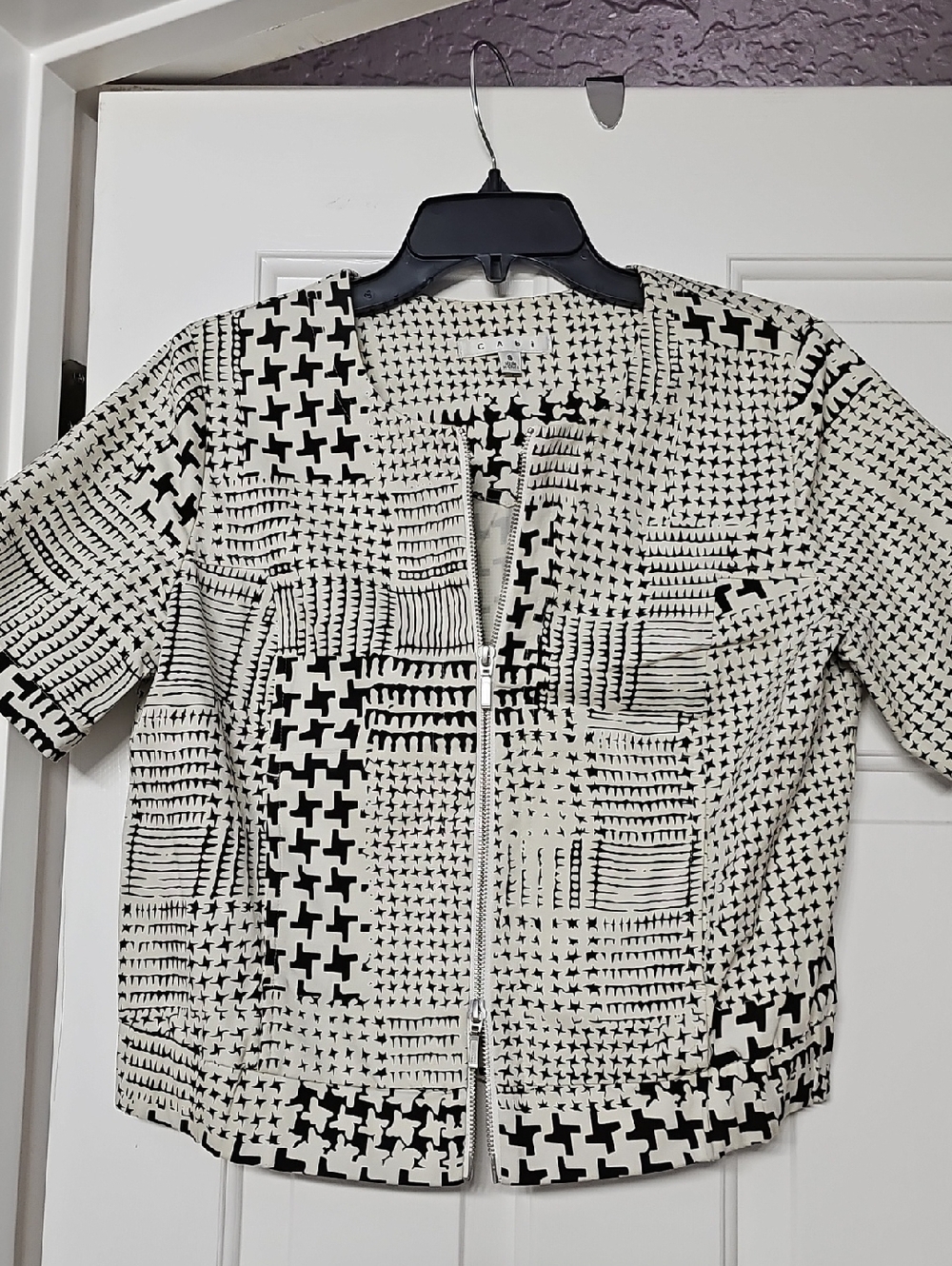 CAbi Black & White Geometric Zip-Front Blazer